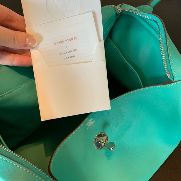 100% Auth RARE Hermès Lindy Lagoon Blue Green 34cm - Picture 8 of 8
